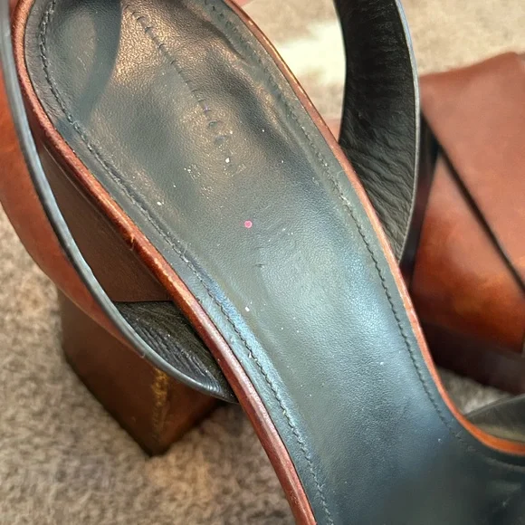 Saint Laurent Conac Leather "Farrah 80" Platform Heel Sandals
Loved these - Picture 6 of 9